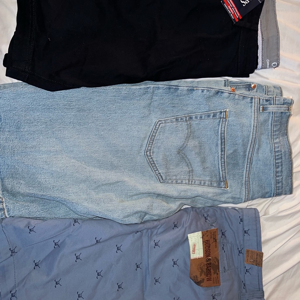 3 shorts selling as bundle deal